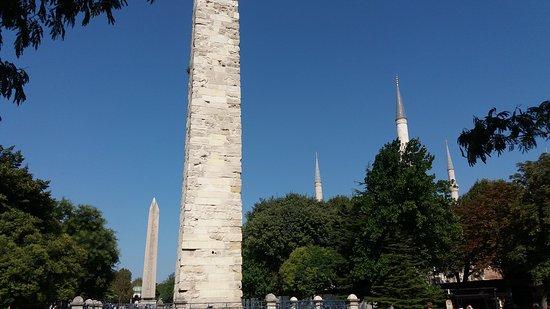 Obelisco de Constantino